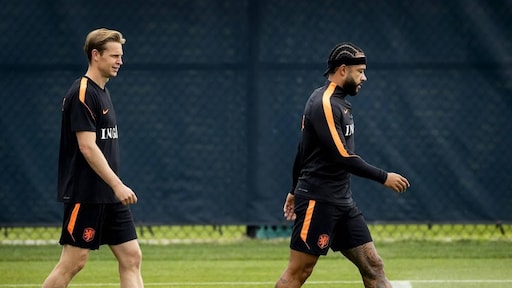 Oranje start met De Jong en Brobbey tegen Zweden op WK