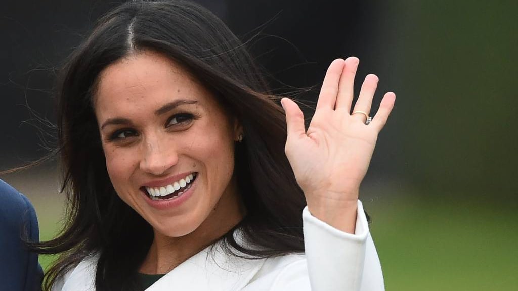 Halfzus Meghan eist 1300 euro per interview