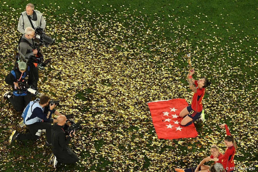 Voetbalster Hermoso keurt kus op de mond door bondsvoorzitter af
