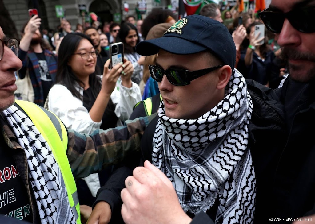 Rechtszaak Kneecap-rapper Liam Óg Ó hAnnaidh in september verder