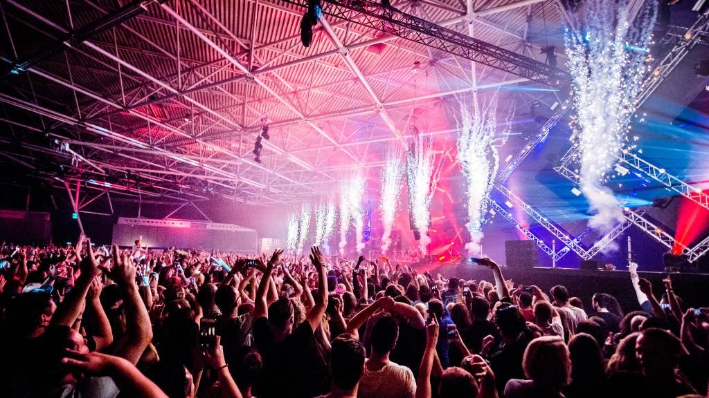 Feestgangers naar EHBO bij optreden Martin Garrix