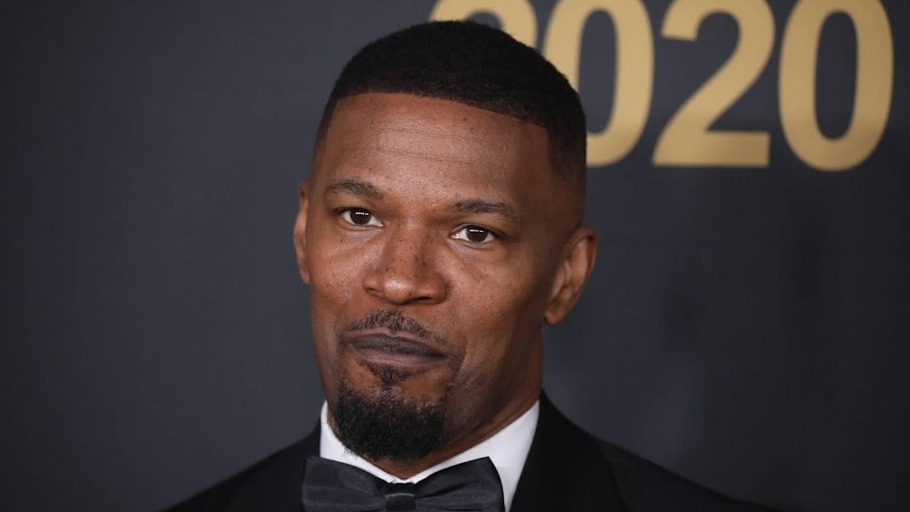 Jamie Foxx herdenkt zusje op haar sterfdag: 'Nog steeds verdoofd'