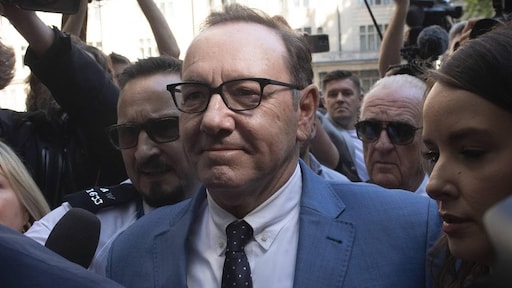 Kevin Spacey wint slag rond aantijgingen seksueel misbruik