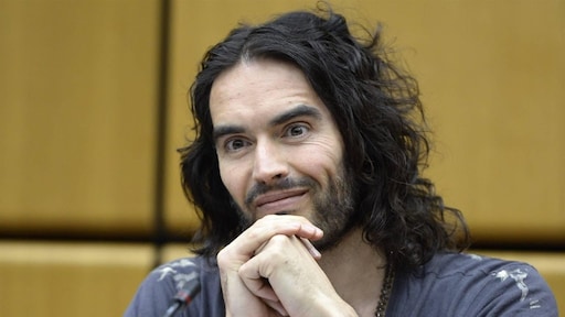 Russell Brand ondervraagd door politie over beschuldigingen