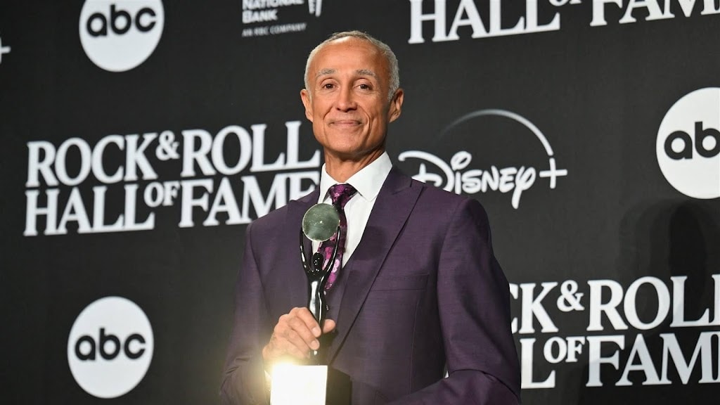 Wham! pakt wéér felbegeerde eerste plek Britse hitlijst met kerst