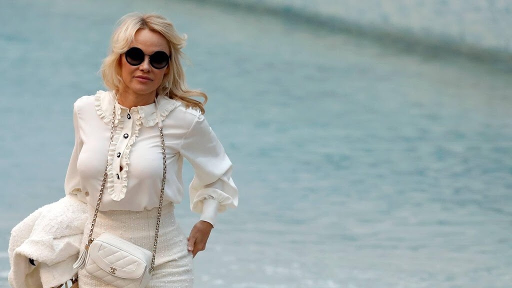 Pamela Anderson stiekem getrouwd met Jon Peters