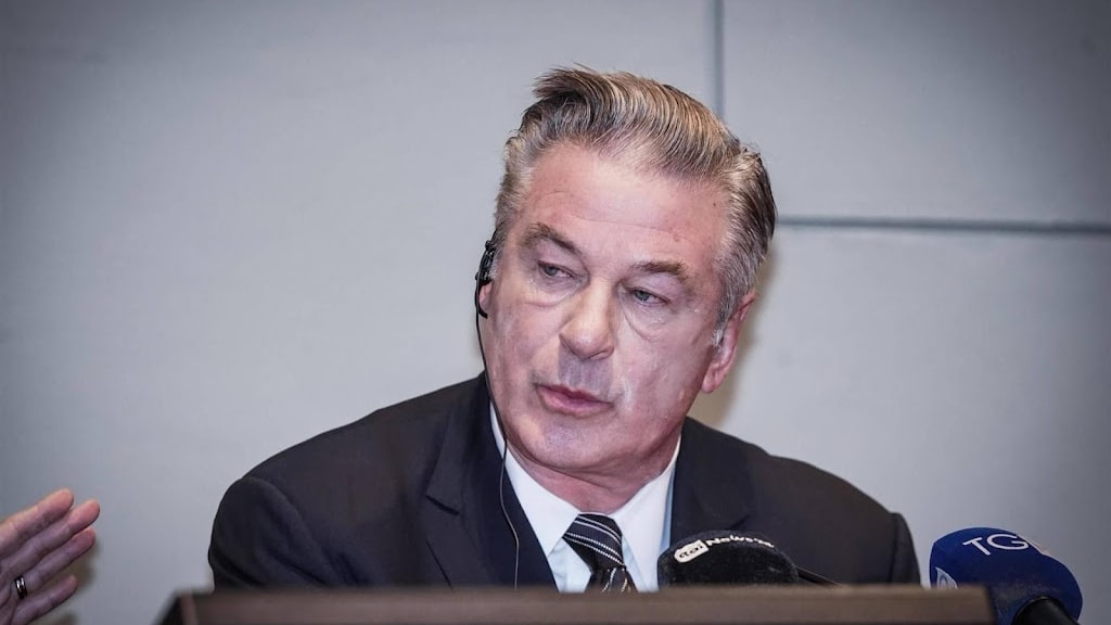 Alec Baldwin kampt met PTSS na fataal schietincident