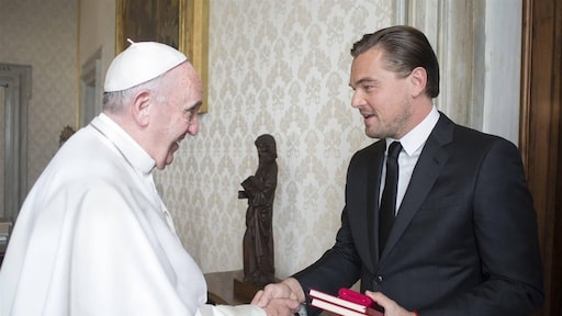Leonardo DiCaprio prijst inzet overleden paus voor klimaat