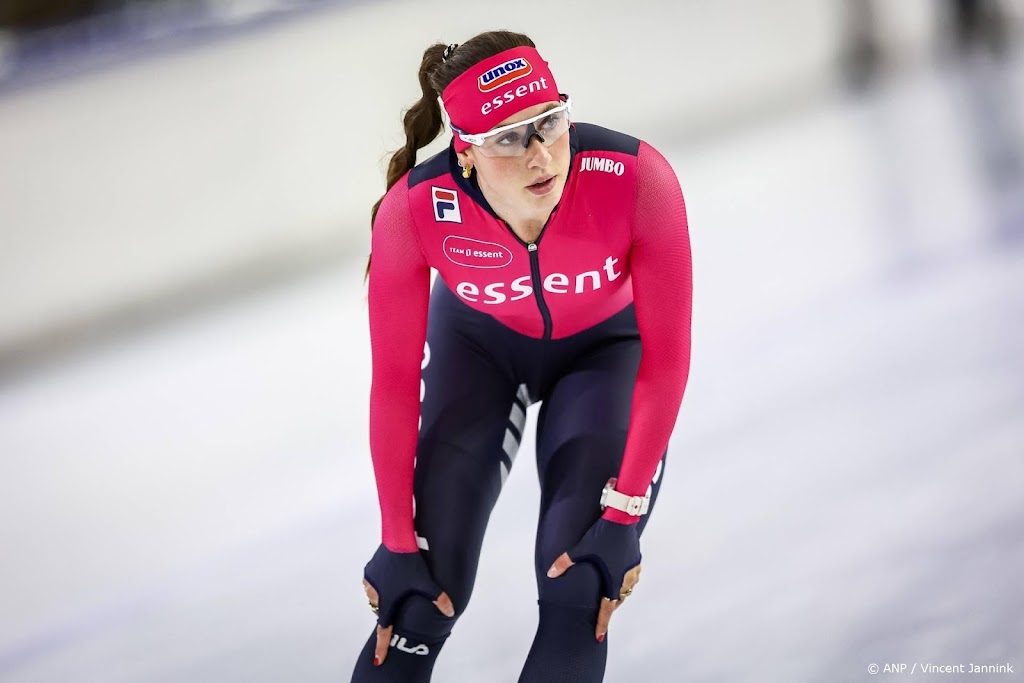 Schulting blijft langebaanschaatsen bij Team Essent