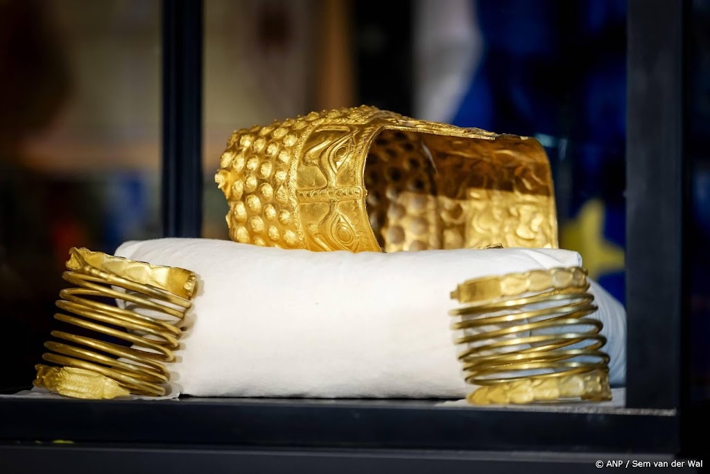 Roemenië toont kunstschatten voor het eerst na roof in Nederland