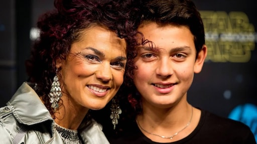 Luv'-zangeres wil Songfestival presenteren