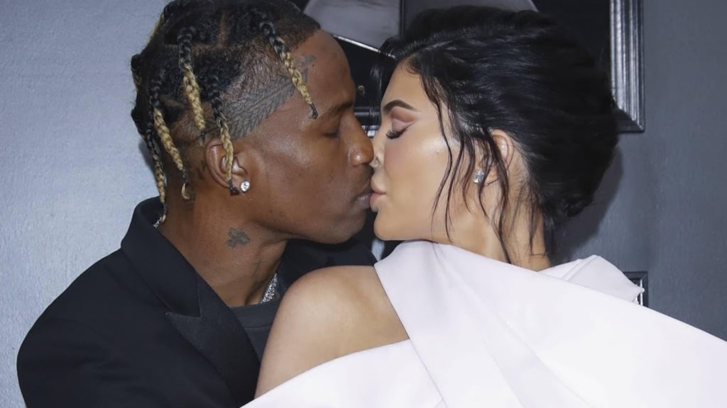 'Kylie Jenner en Travis Scott hebben open relatie'