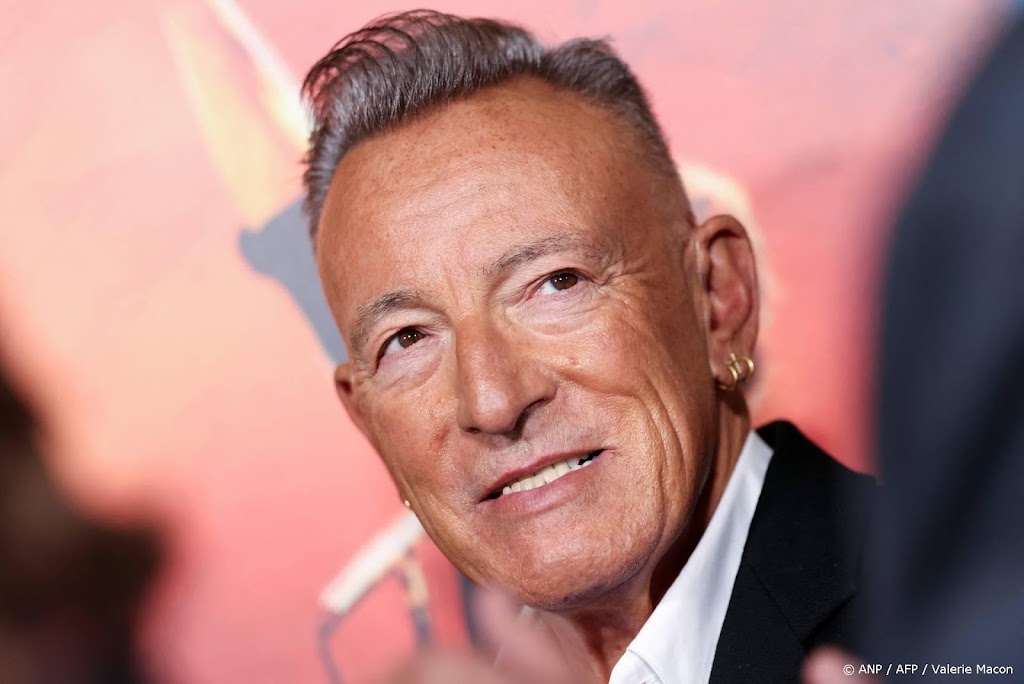 Bruce Springsteen sneert naar Trump in een-na-laatste Late Show