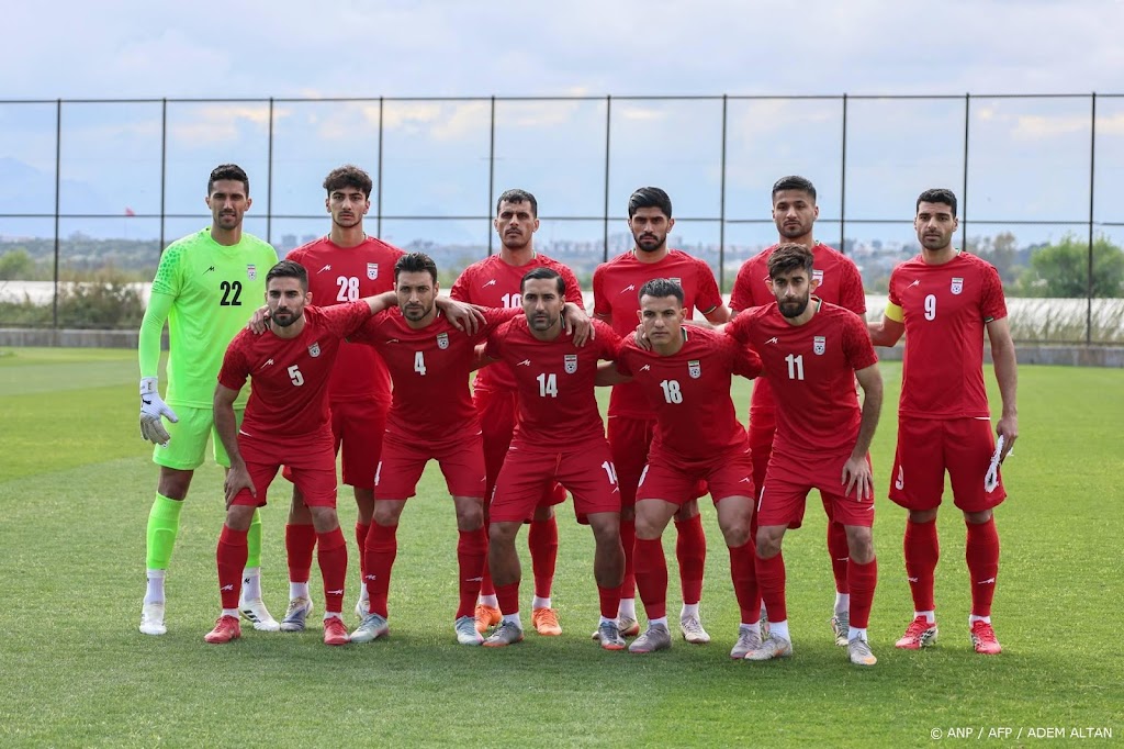 Iraanse voetballers oefenen in Turkije naast Gambia tegen Mali