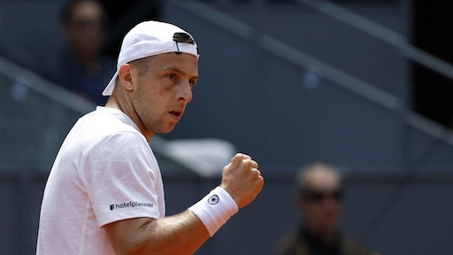Griekspoor en Van de Zandschulp ontlopen toptennissers in Parijs