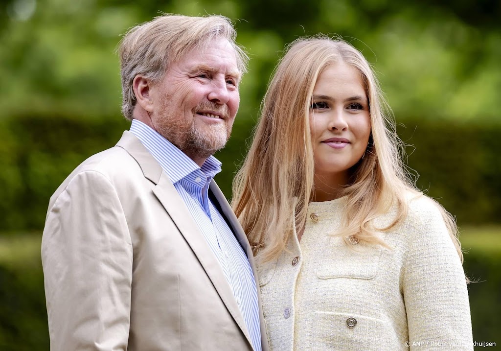 Prinses Amalia lag 'een dag op de bank' na werkbezoek Amsterdam