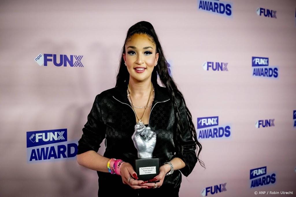 Soundos El Ahmadi wint Power Award bij FunX Awards 2026