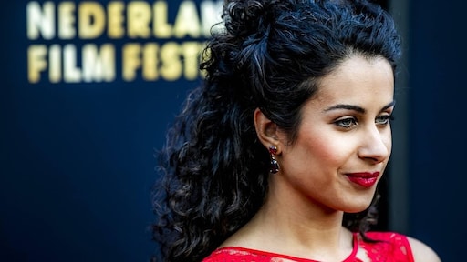 Jouman Fattal in verwachting van een dochter: 'Al 21 weken op weg'