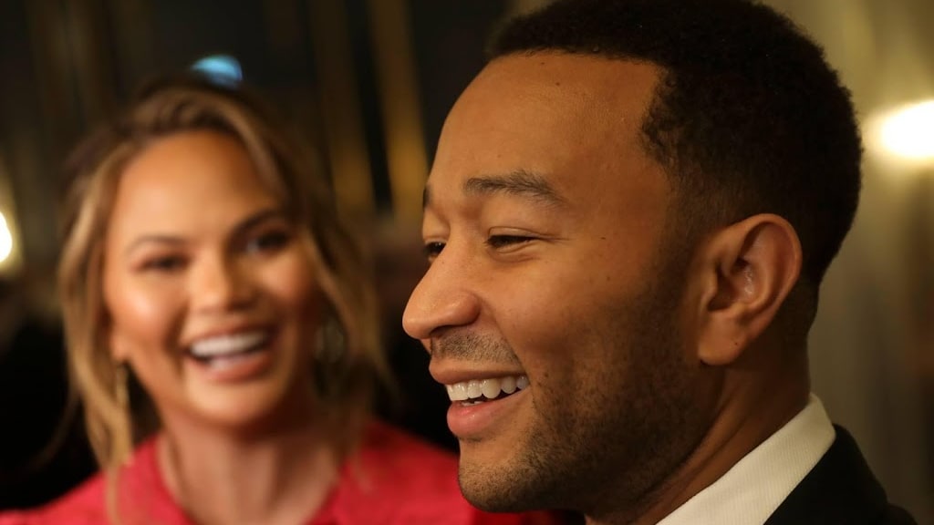 John Legend en Chrissy Teigen verkopen villa voor 20 miljoen