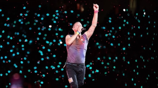 Chris Martin zingt cover Taylor Swift tijdens concert in Wenen