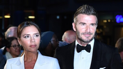 Zoon en dochter David en Victoria Beckham gedoopt