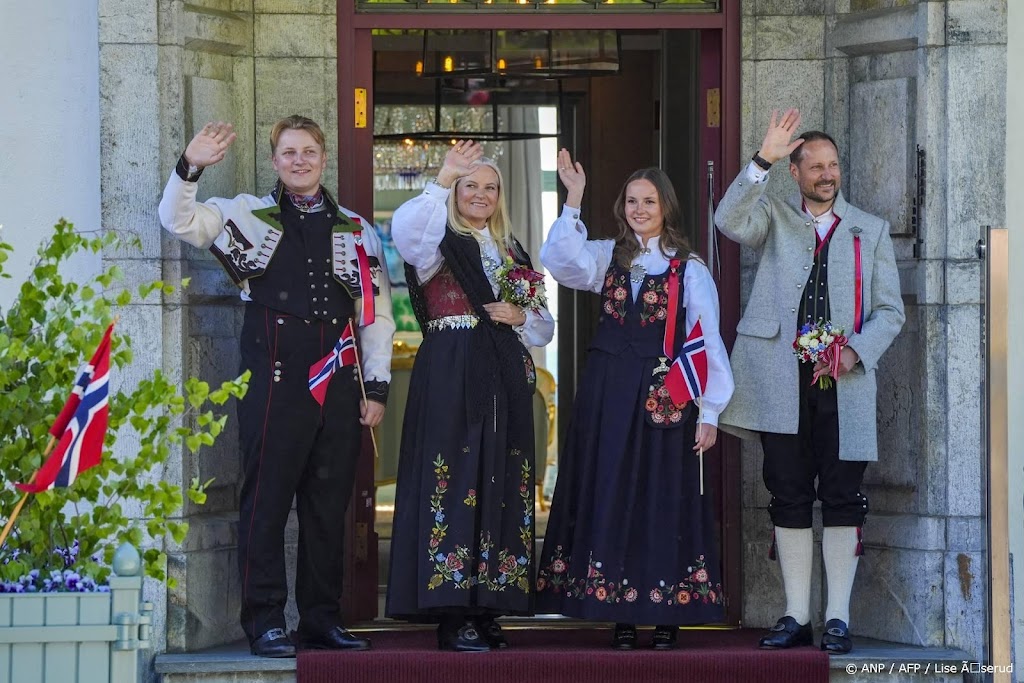 Noors hof meldt tekort op jaarrekening en zwijgt over zaak-Høiby