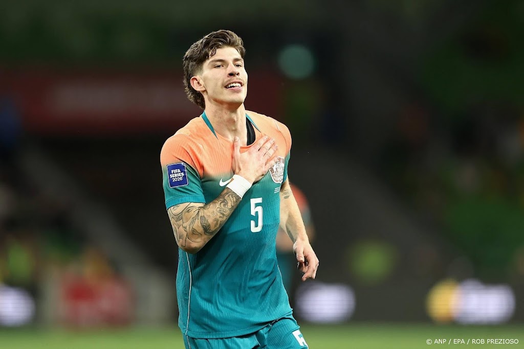 Feyenoord-coach Van Persie heeft Bos terug in duel met Groningen