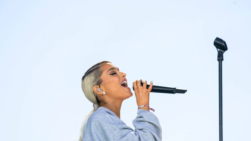 'Uitdagende dag' voor Ariana Grande