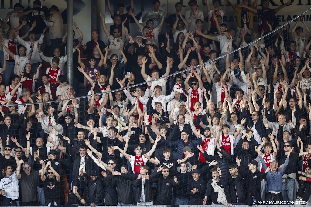 Ajax - FC Utrecht in Volendam op zondag vervroegd naar 12.15 uur
