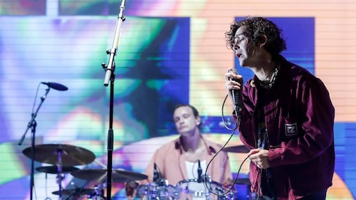 Concert Britse band The 1975 in Maleisië stilgelegd na zoen