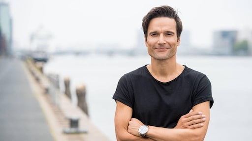 Tim Oliehoek maakt serie over missie in Afghanistan