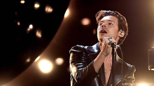 Harry Styles onderzoekt emoties tijdens therapie: 'Ga er diep op in'
