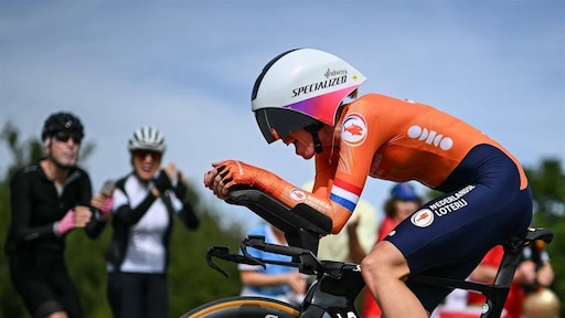Brown houdt Vollering van wereldtitel tijdrijden af