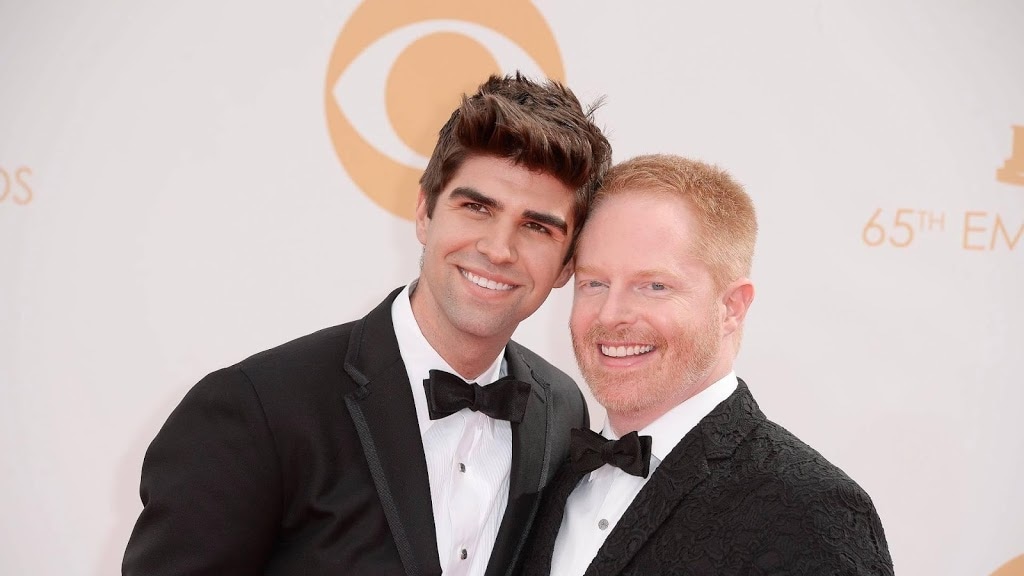 Modern Family-ster Jesse Tyler Ferguson verwacht eerste kind