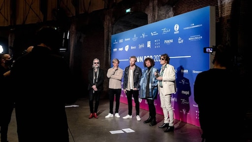 DI-RECT verdeelt geld Popprijs onder crew