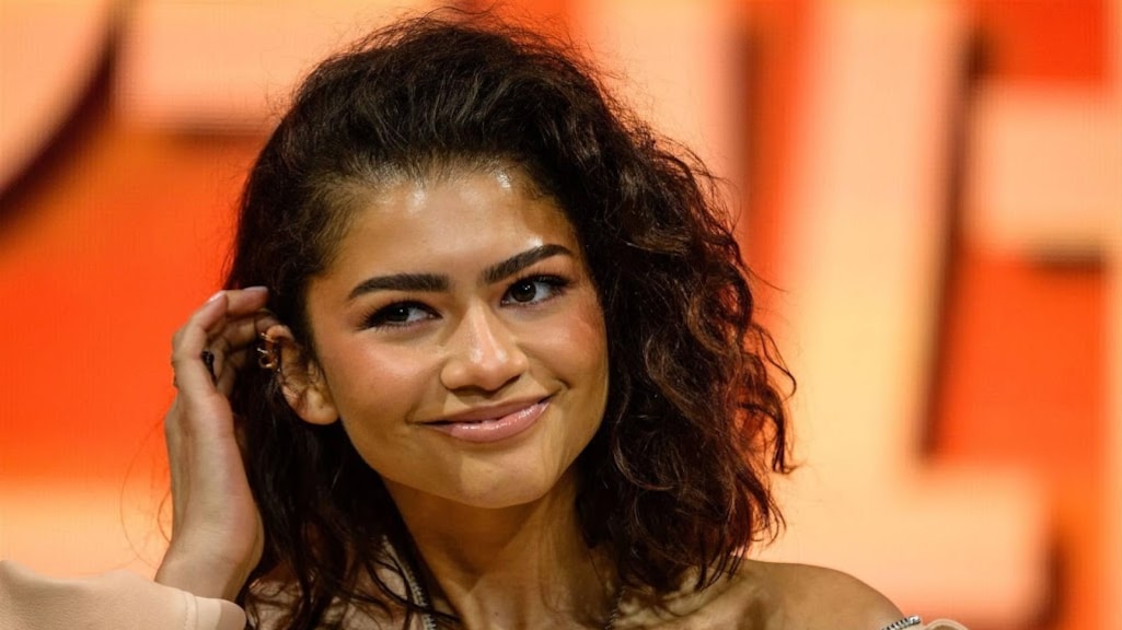 Zendaya schenkt ton aan theater waar haar acteerloopbaan begon