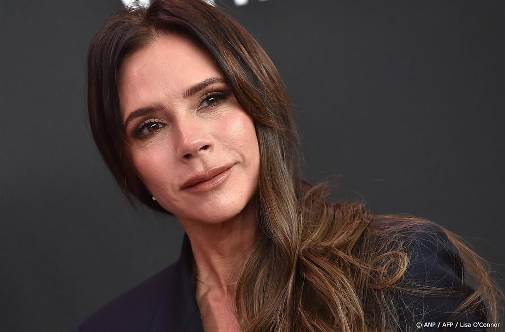 'Victoria Beckham vindt zichzelf te jong om oma te worden' 'Victoria Beckham vindt zichzelf te jong om oma te worden'