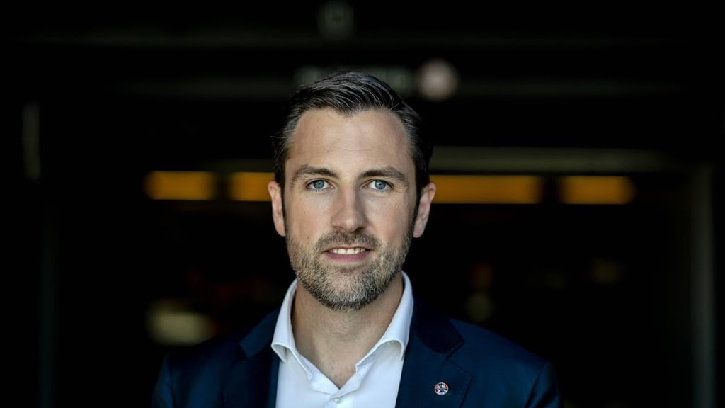 Sietse Bakker gloeit van trots: 'Traantje gelaten'