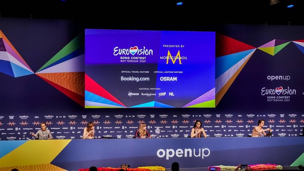 Organisatie songfestival onderzoekt klachten stemproblemen