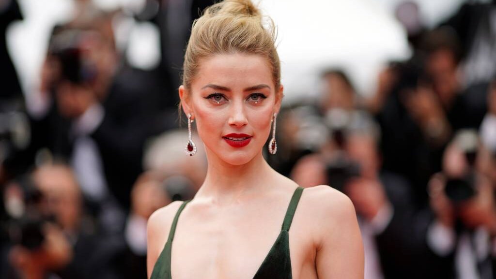 Johnny Depp ontloopt ex op Comic-Con