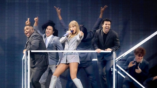 Taylor Swift krijgt speciale gitaar van Wembley