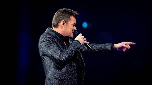 Jeroen van der Boom kondigt theatertournee aan