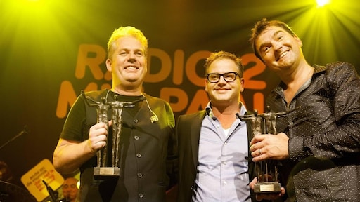 Acda en De Munnik en Guus Meeuwis brengen kerstnummer uit