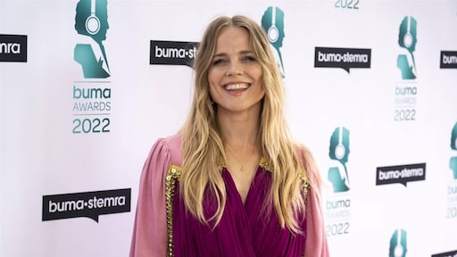 Ilse DeLange zag band met moeder veranderen na overlijden vader