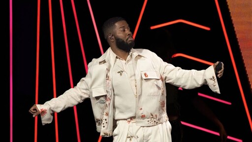 Khalid kwam gedwongen uit de kast: ik ben gay en dat is oké