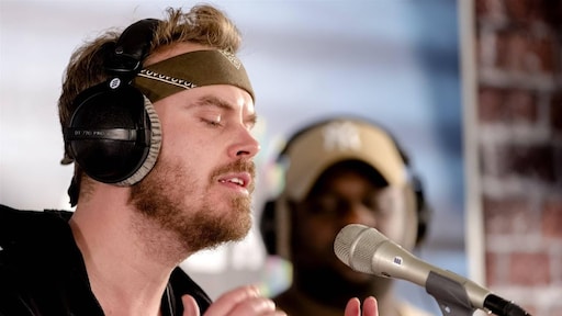 Zanger Wulf begonnen aan afvalrace: 'Alles of niets'