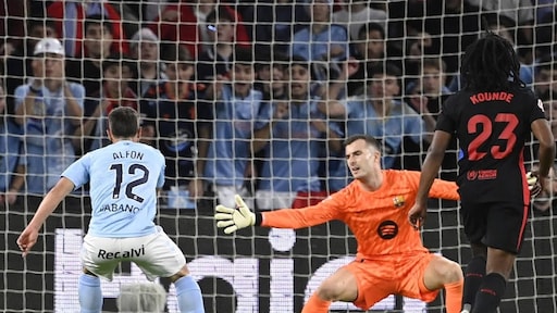 Ook FC Barcelona verliest punten bij Celta na de rode kaart van Casadó