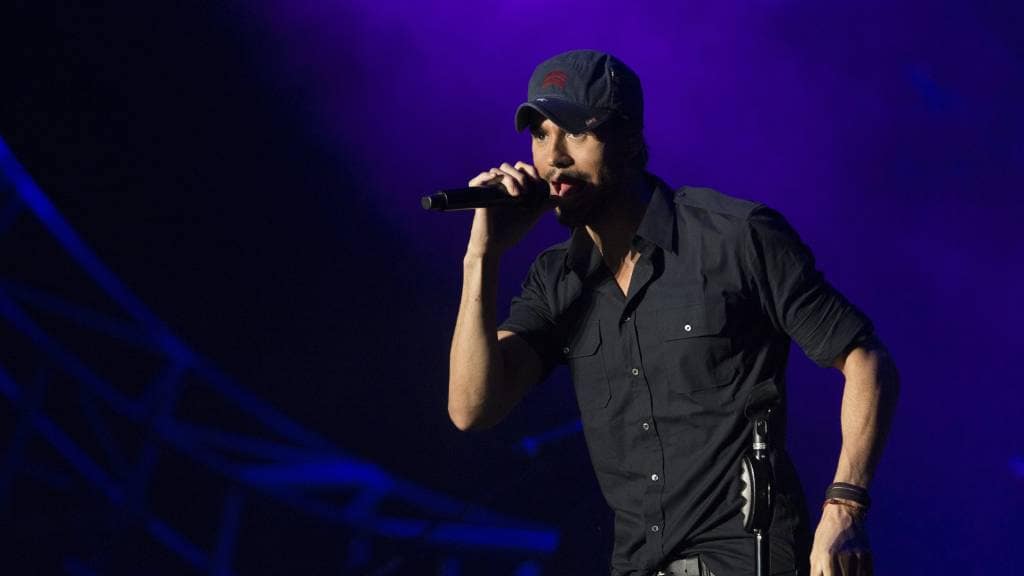Enrique Iglesias eist miljoenen van Universal
