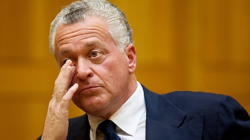 Bram Moszkowicz in tranen in de rechtbank