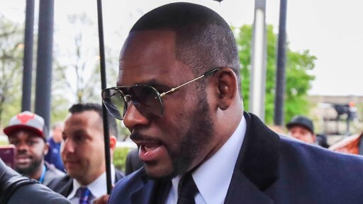 R. Kelly onder het mes